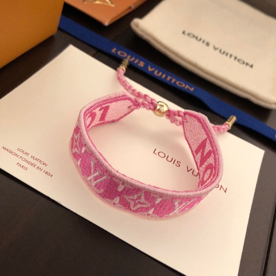 18K Louis Vuitton Buddy Pink Bracelet