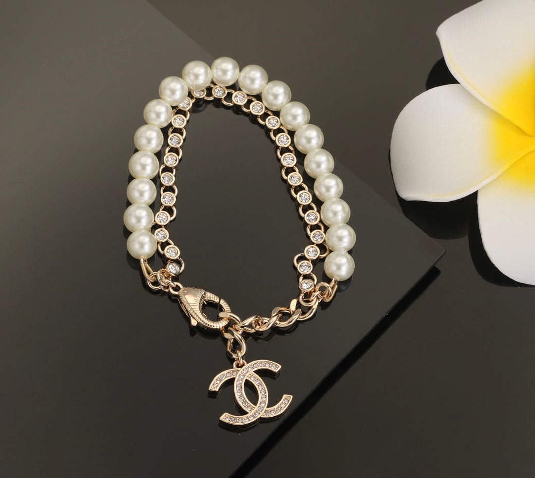 18K Pearls  Chanel Chain Bracelet