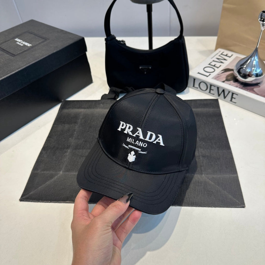 Elegant Embroidered Baseball Cap in Black