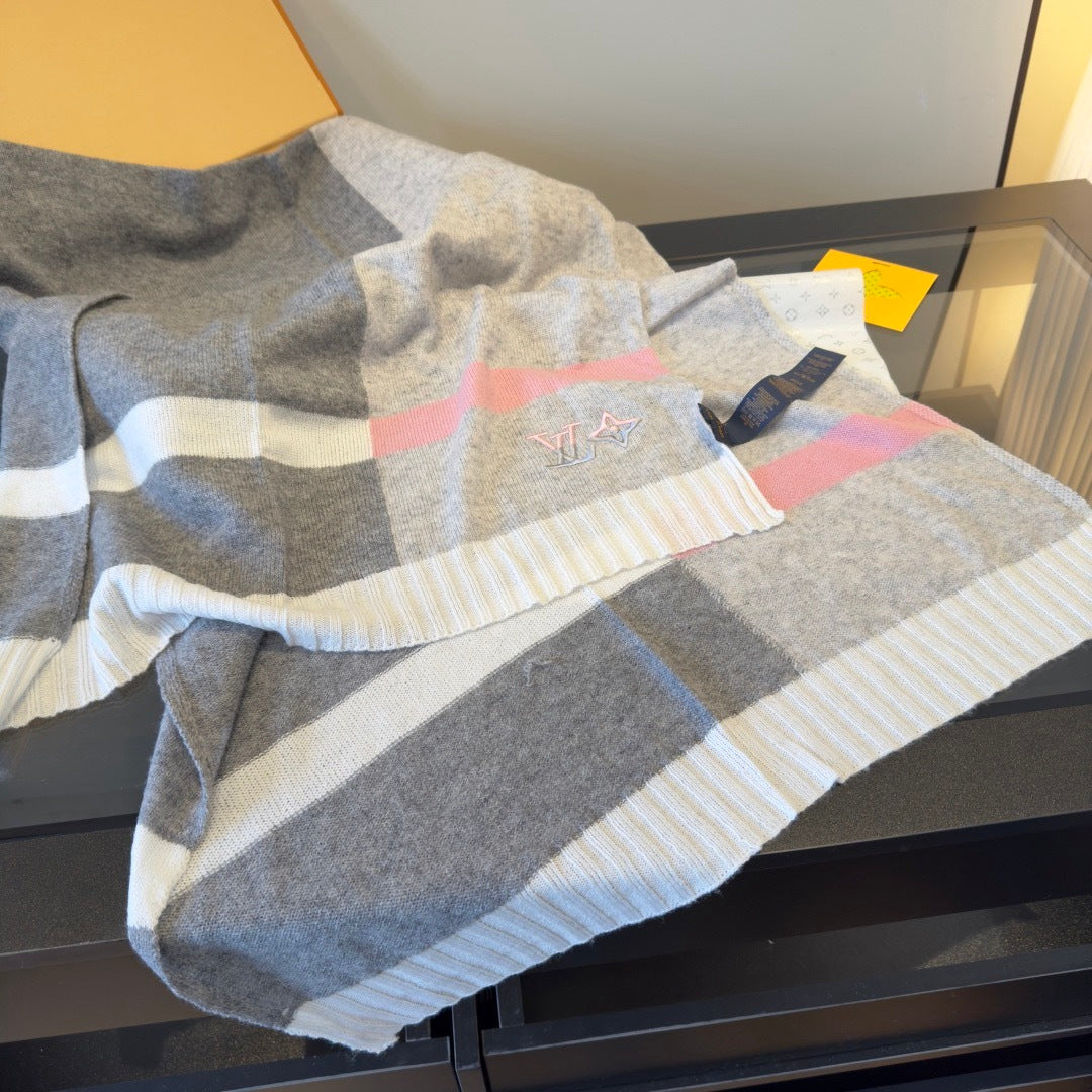 Soft Cashmere Knit Scarf