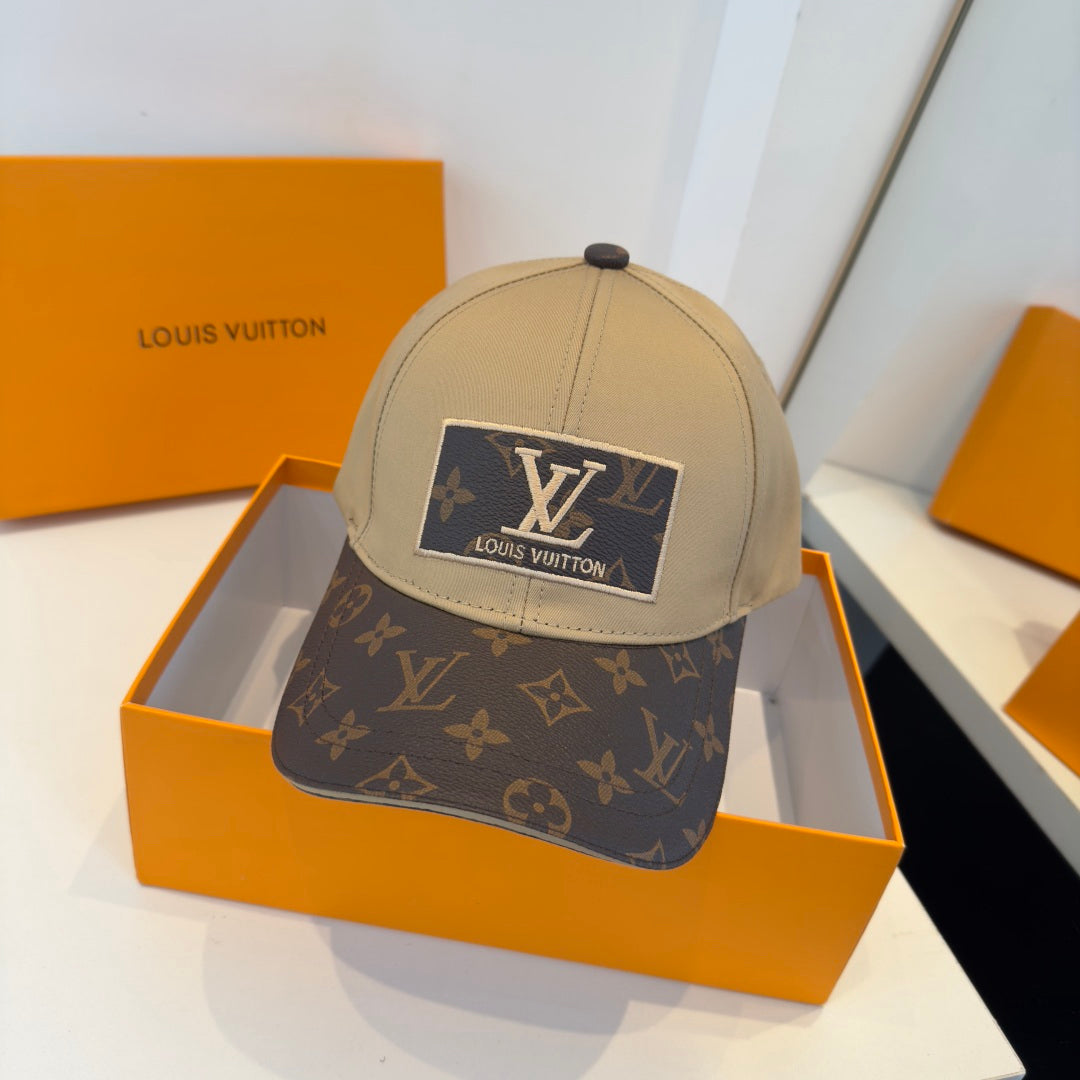 Sleek Minimalist Baseball Cap - Versatile and Stylish