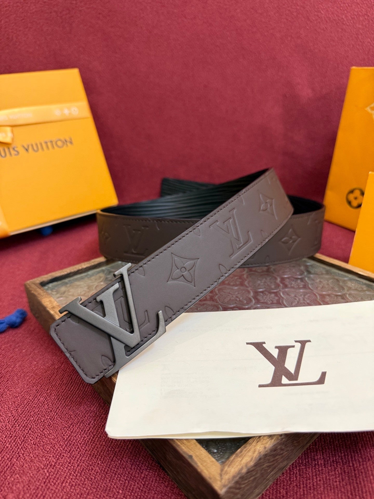 Embossed Leather Belt with Matte Metal Buckle - Classic Style