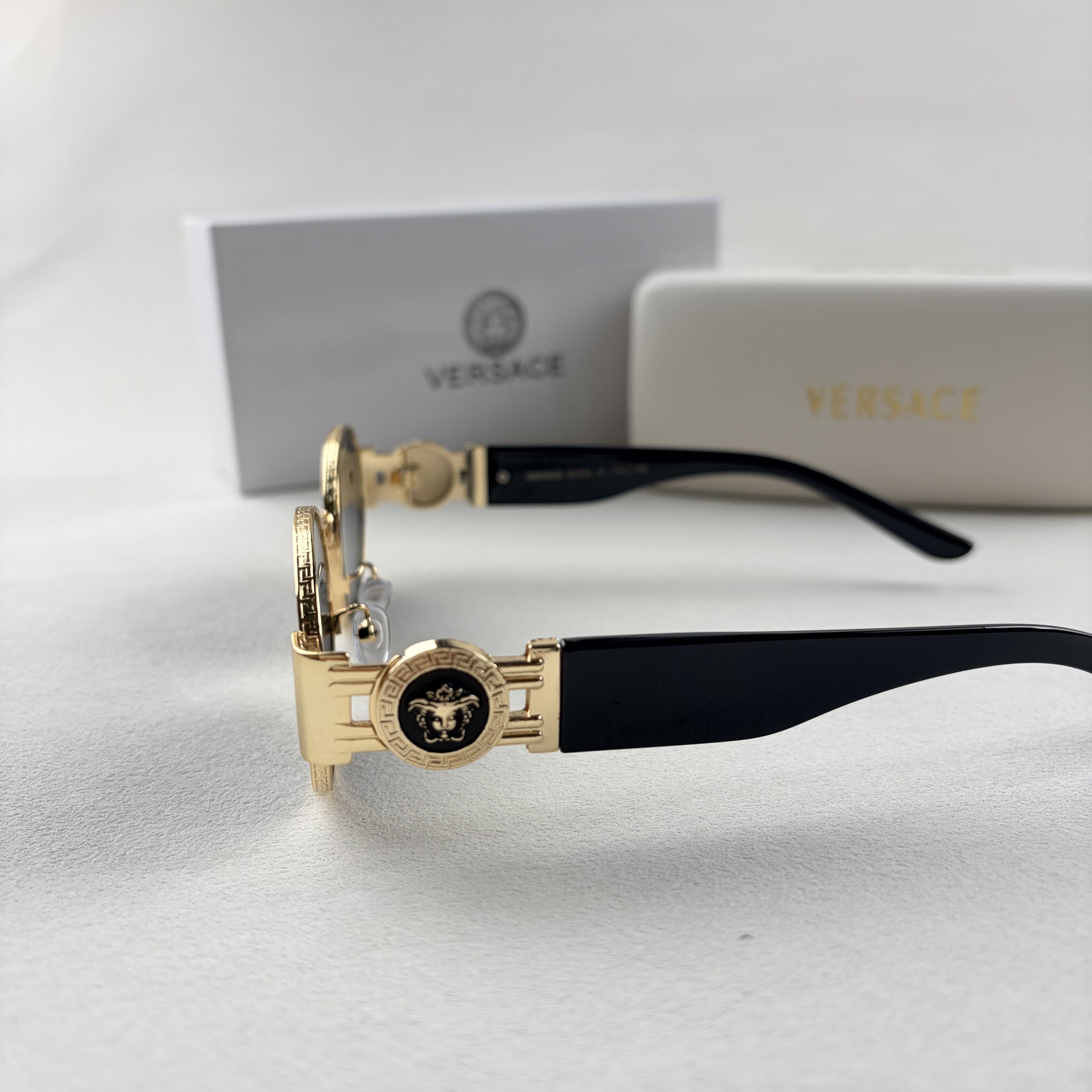 Oval Gold Frame Sunglasses - Premium Metal Designer Shades