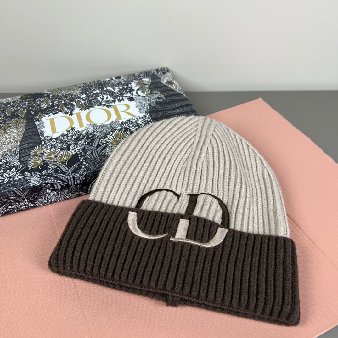 CD Two-Tone Ribbed Knit Beanie Winter Headwear