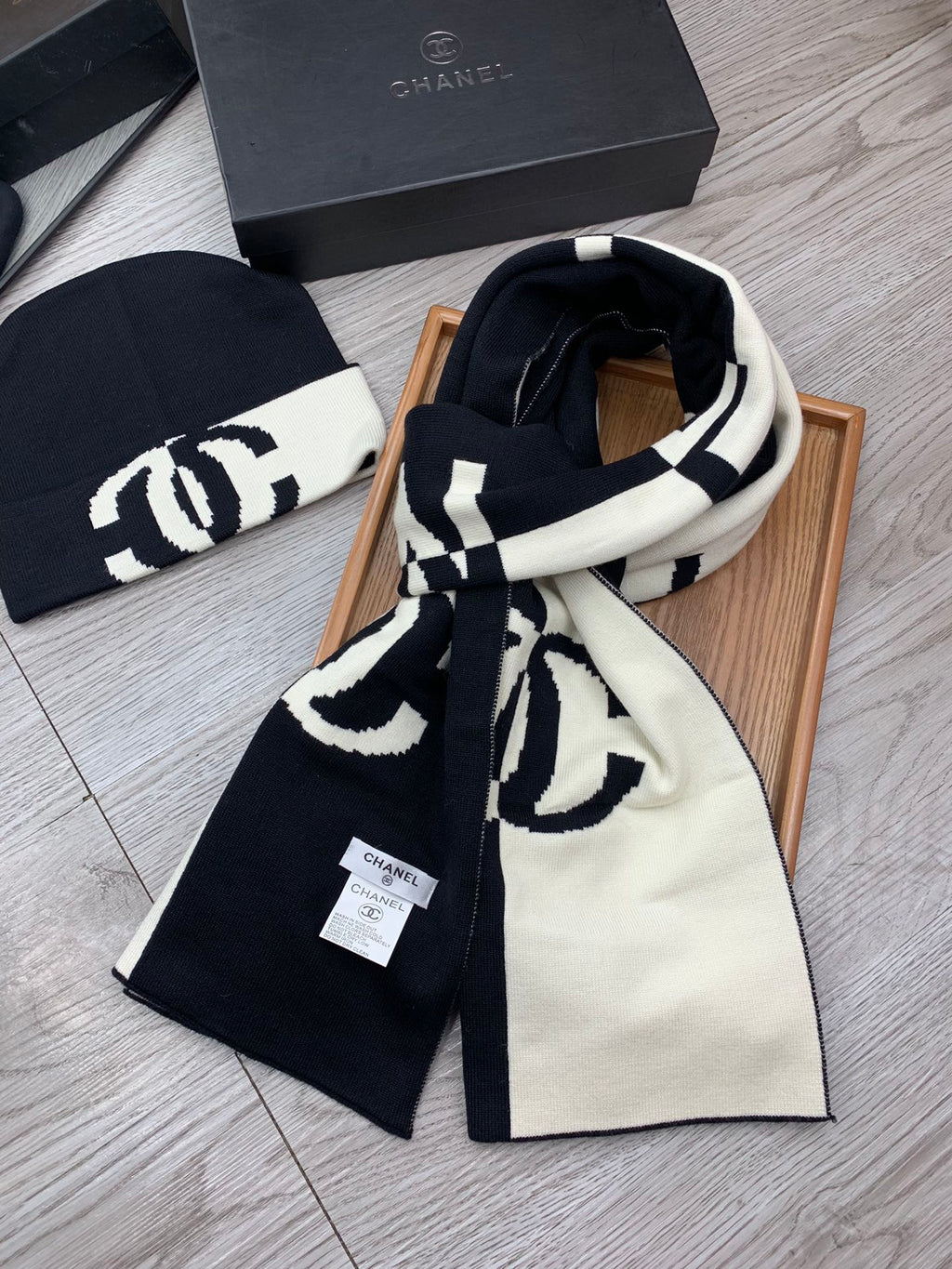 Beanie and Scarf Stylish two-piece set