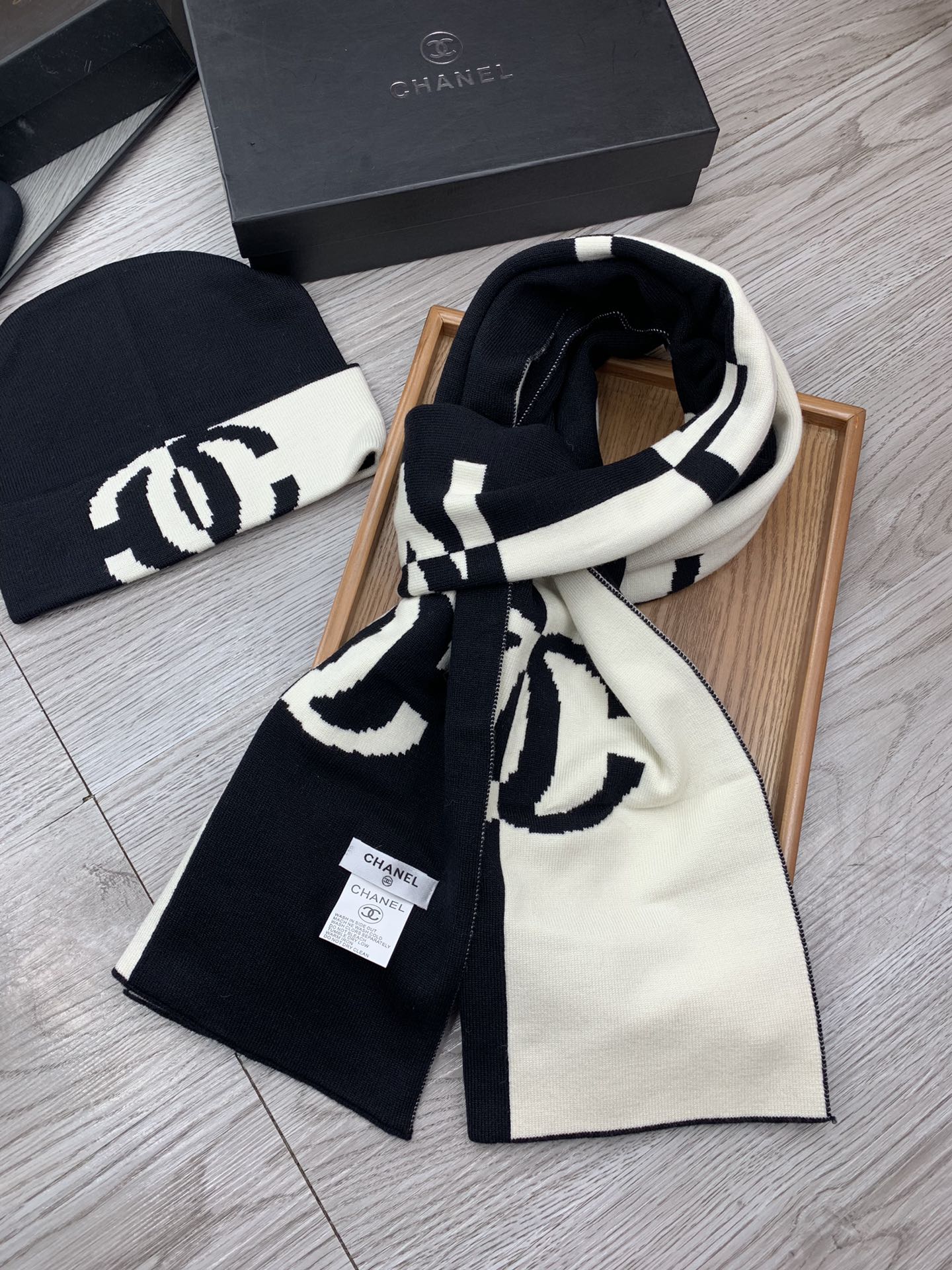 Beanie and Scarf Stylish two-piece set