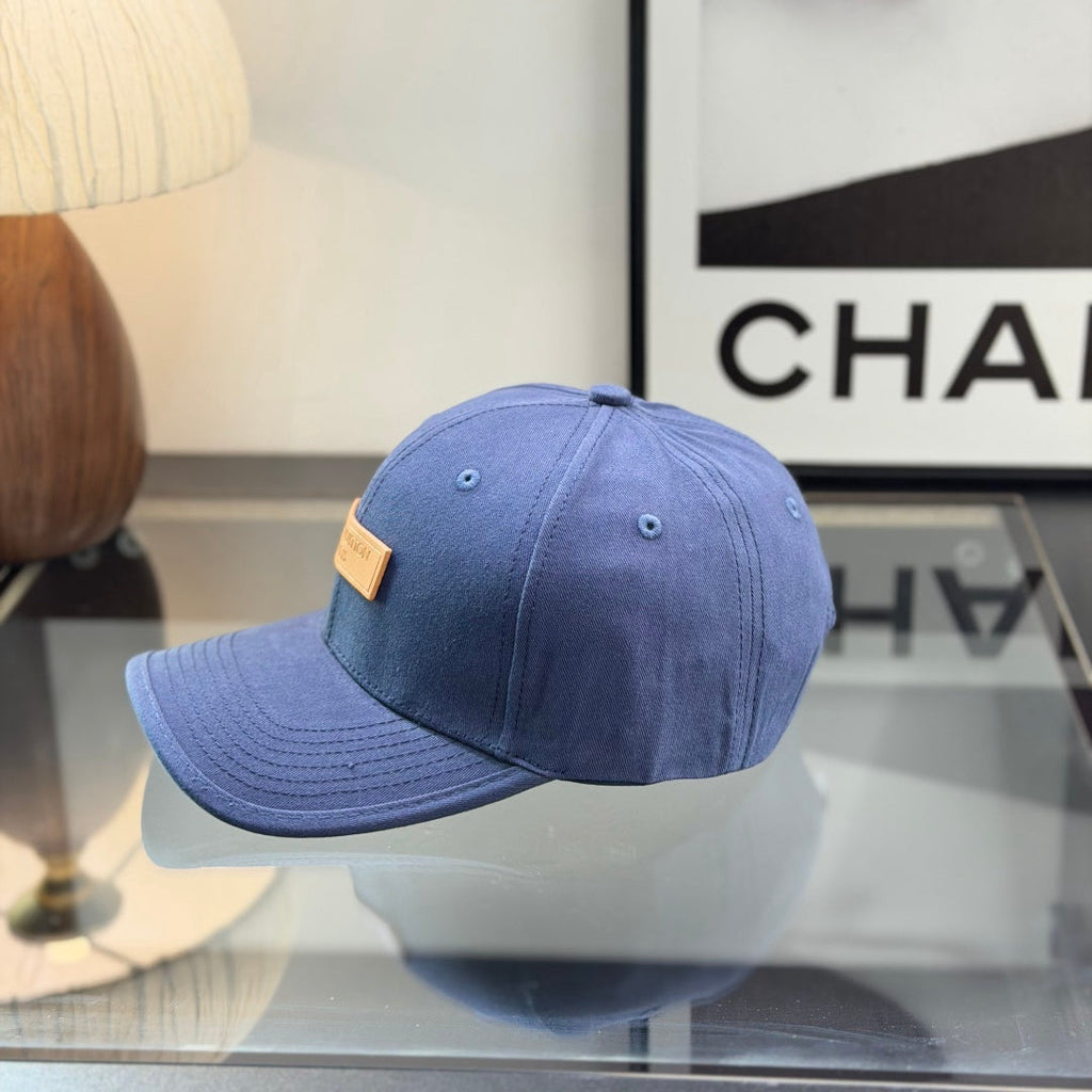 Classic Minimalist Baseball Cap | Breathable Cotton Streetwear