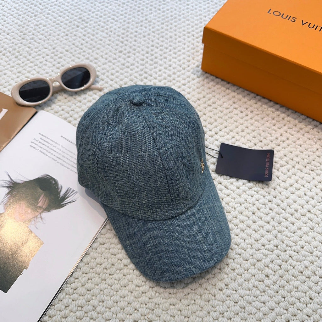 Sophisticated Woven Texture Baseball Cap