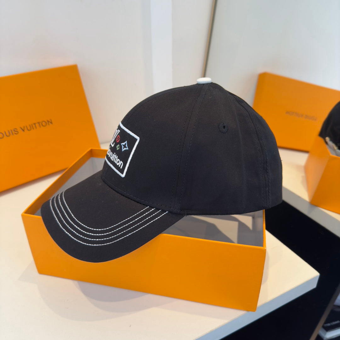 Elegant Minimalist Baseball Cap - Versatile Statement Piece
