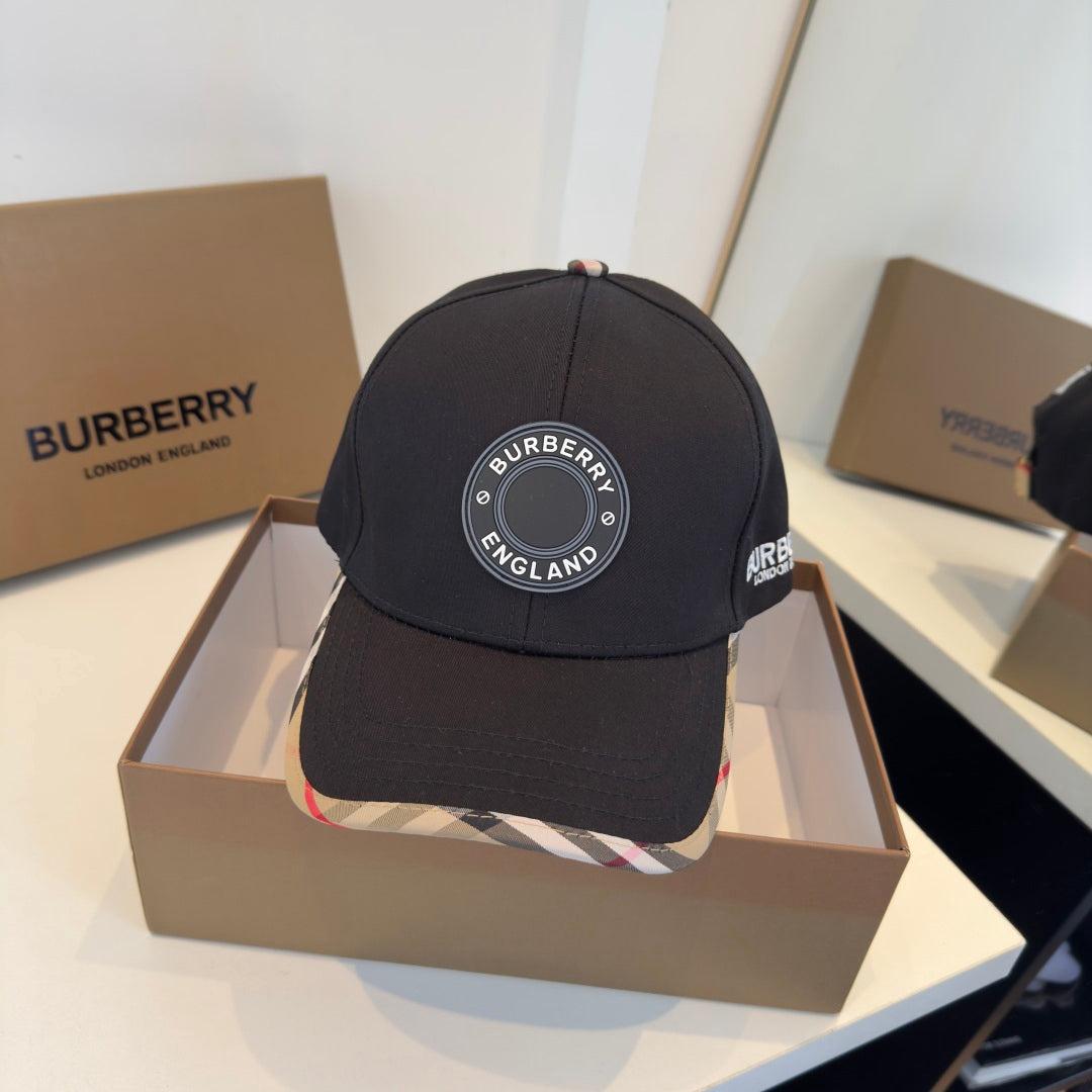 Sleek Minimalist Baseball Cap for Effortless Style