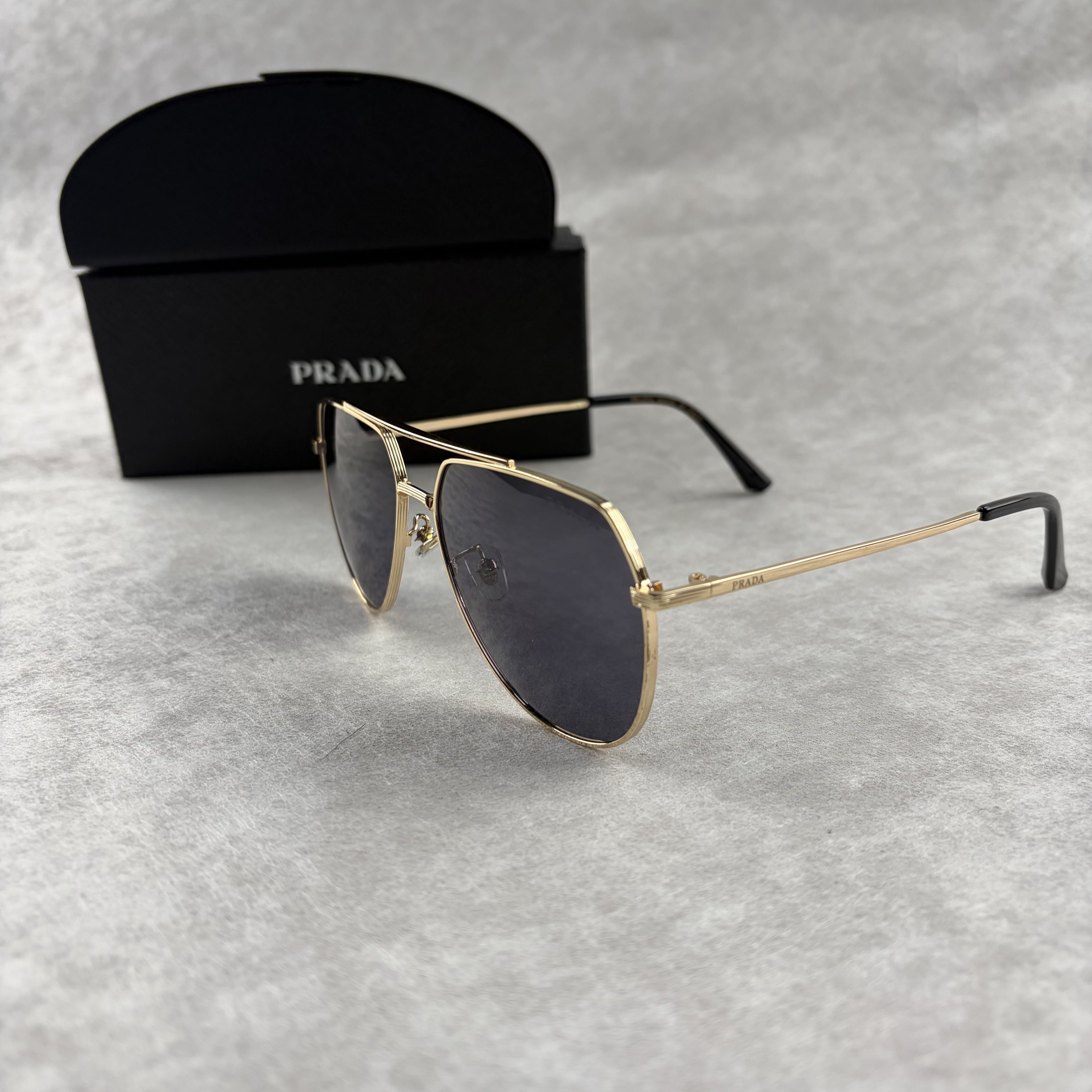 Modern Gold Aviator Sunglasses - UV Protection Metal Frame Shades