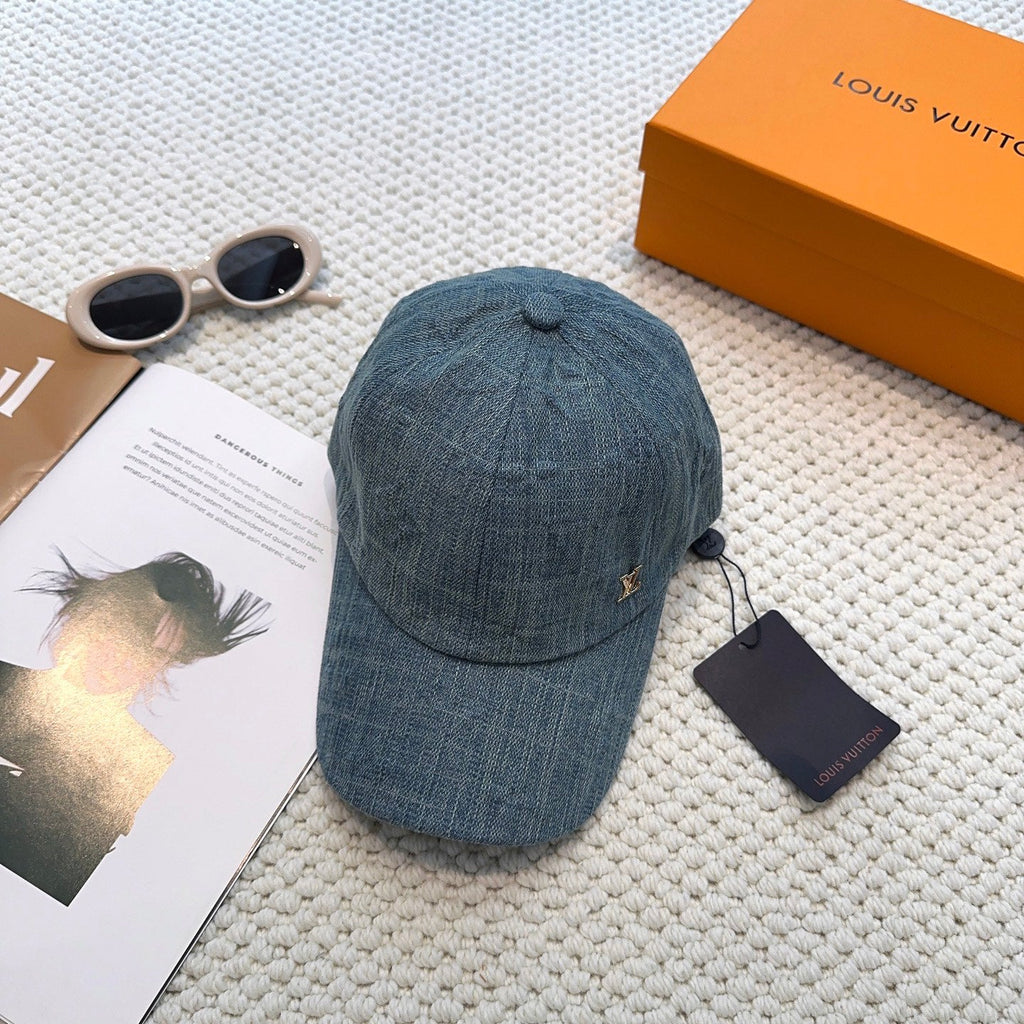 Sophisticated Woven Texture Baseball Cap