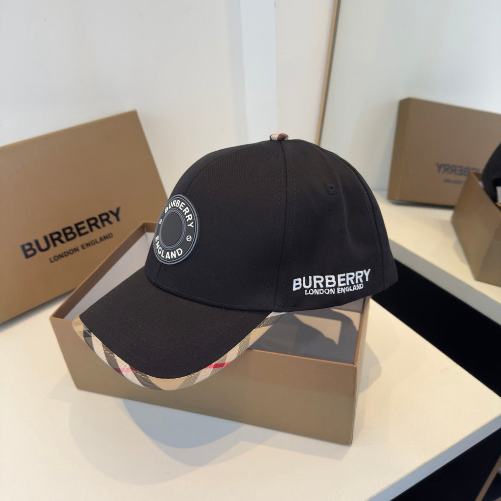 Sleek Minimalist Baseball Cap for Effortless Style