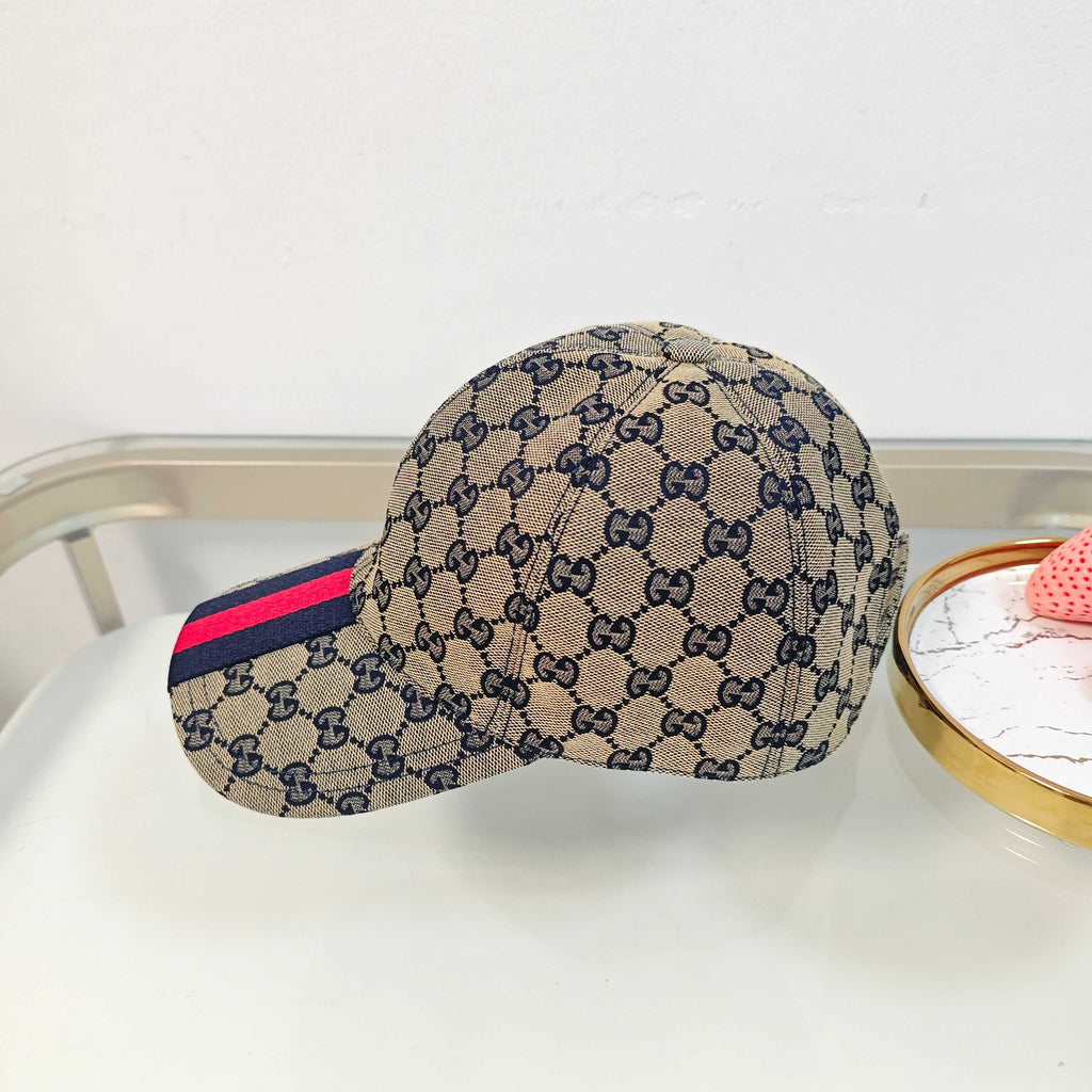 Chic Minimalist Spring Baseball Cap