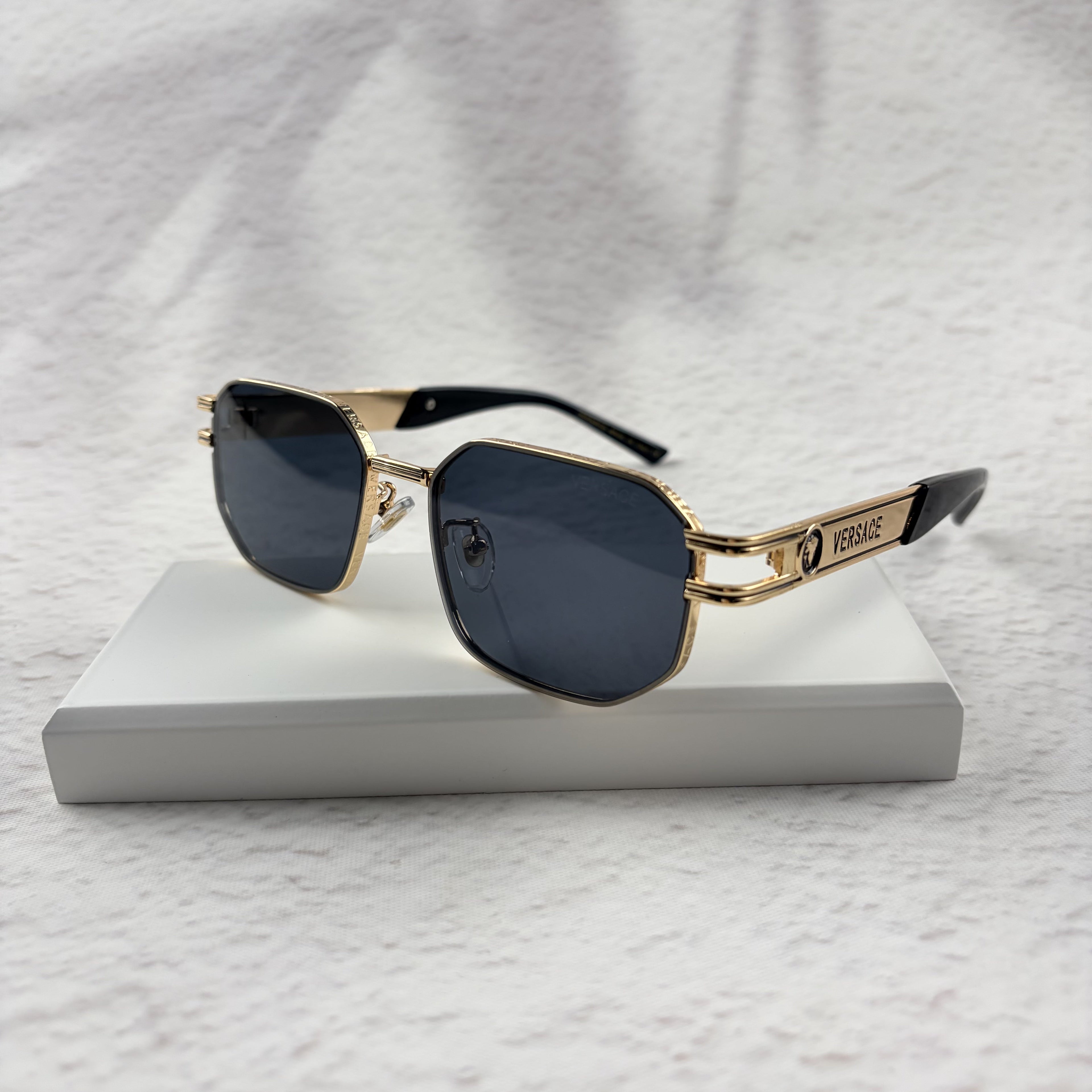 Gold Tone Geometric Sunglasses, UV Protection Men's Eyewear