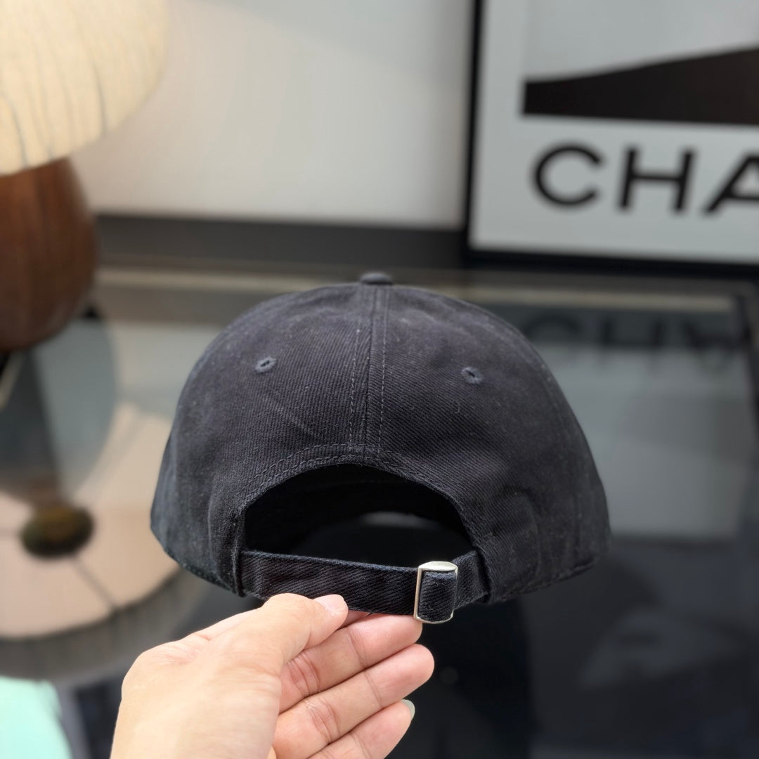 Premium Distressed Baseball Cap - Casual Aesthetic Cotton Hat
