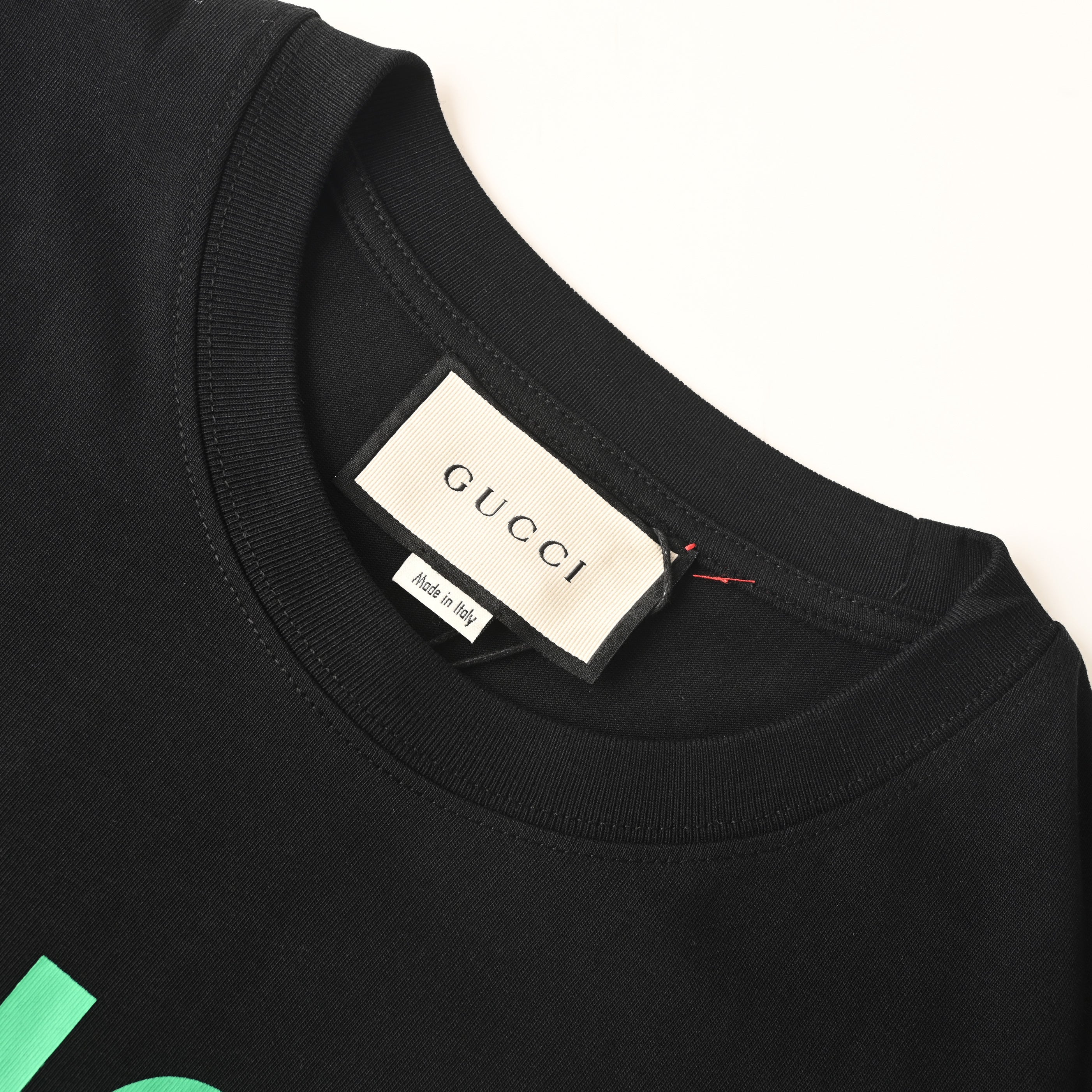 New brand new Gucci T-shirt