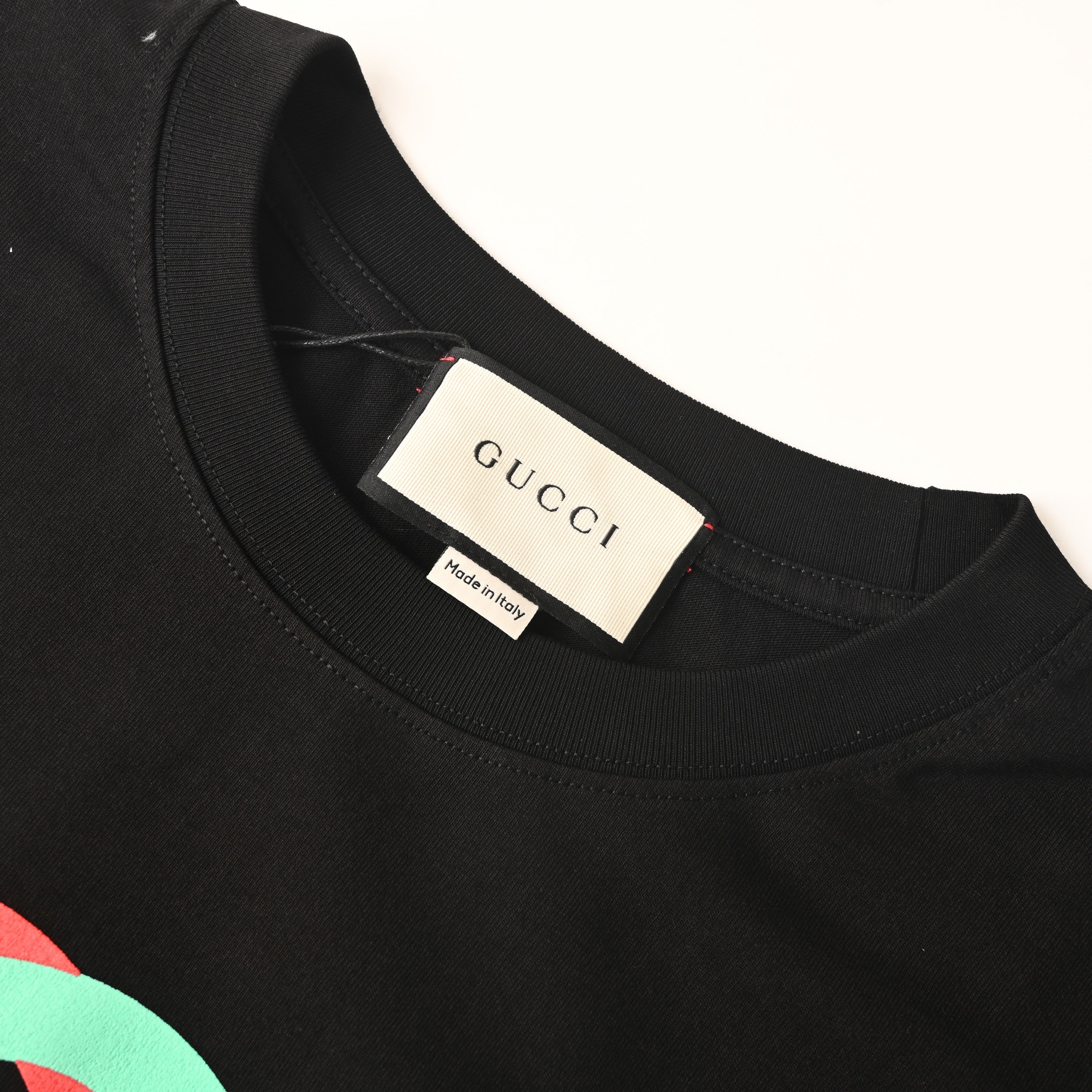 New brand new Gucci T-shirt