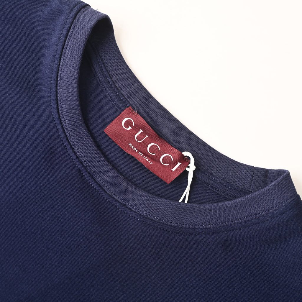 New brand new Gucci T-shirt