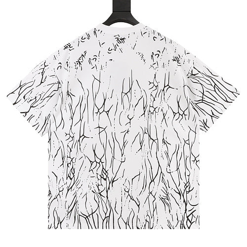 GUCCI 2026 New Arrival: All-Over Digital Print Short-Sleeve T-Shirt featuring Branch-Motif Lettering Logo