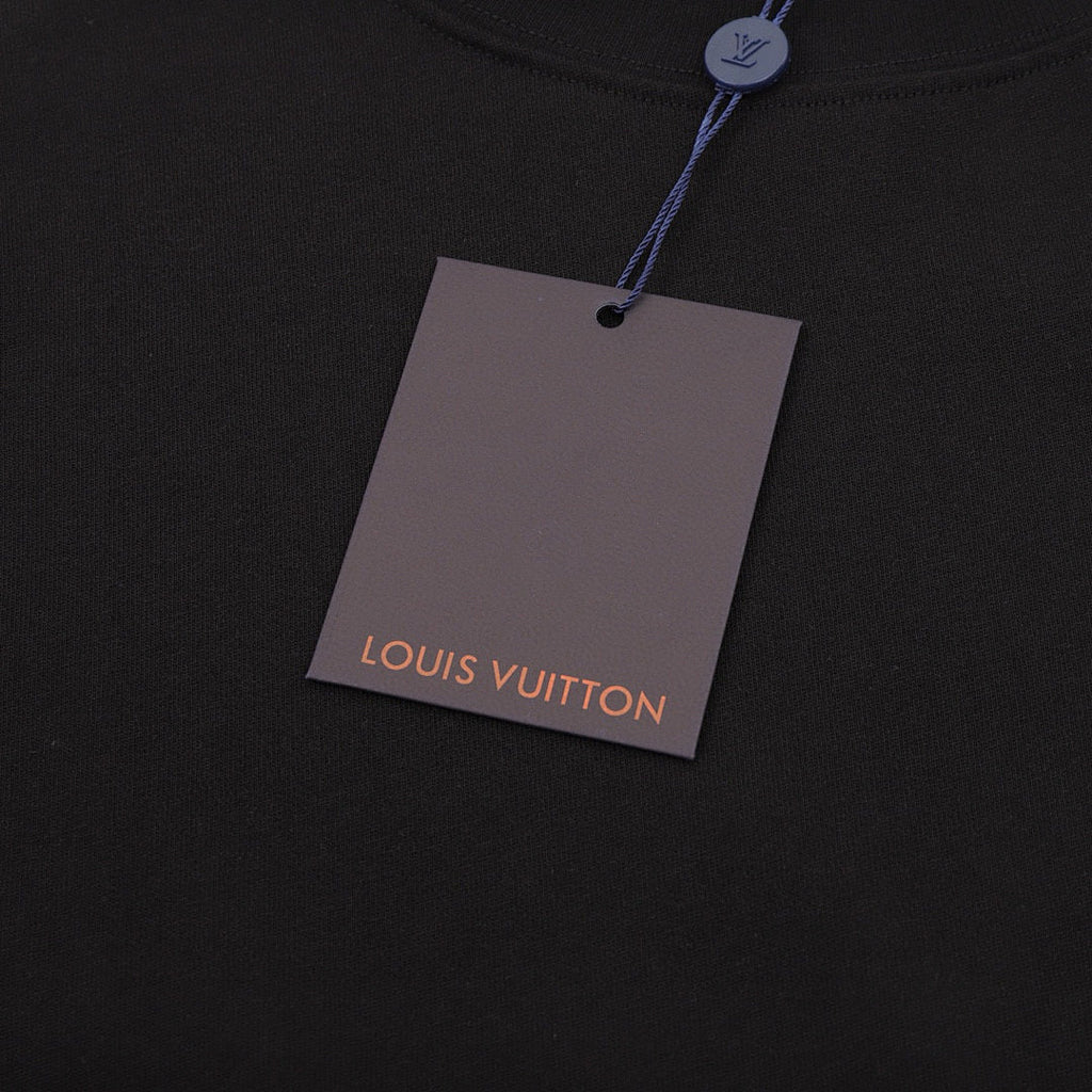 Louis Vuitton Streetwear T-Shirt Men’s Casual Crewneck – Brand New Full Packaging