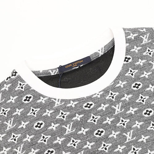 2026 New Arrival Louis Vuitton LV Logo Tee