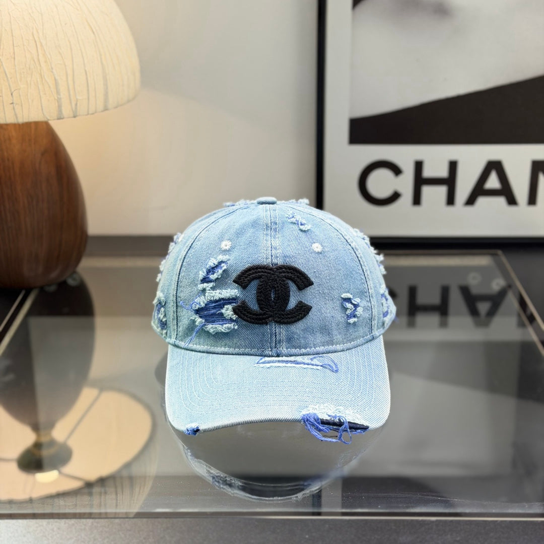 Distressed Denim Baseball Cap - Vintage Washed Streetwear Hat