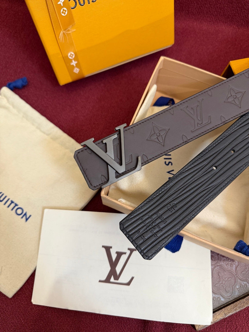 Embossed Leather Belt with Matte Metal Buckle - Classic Style