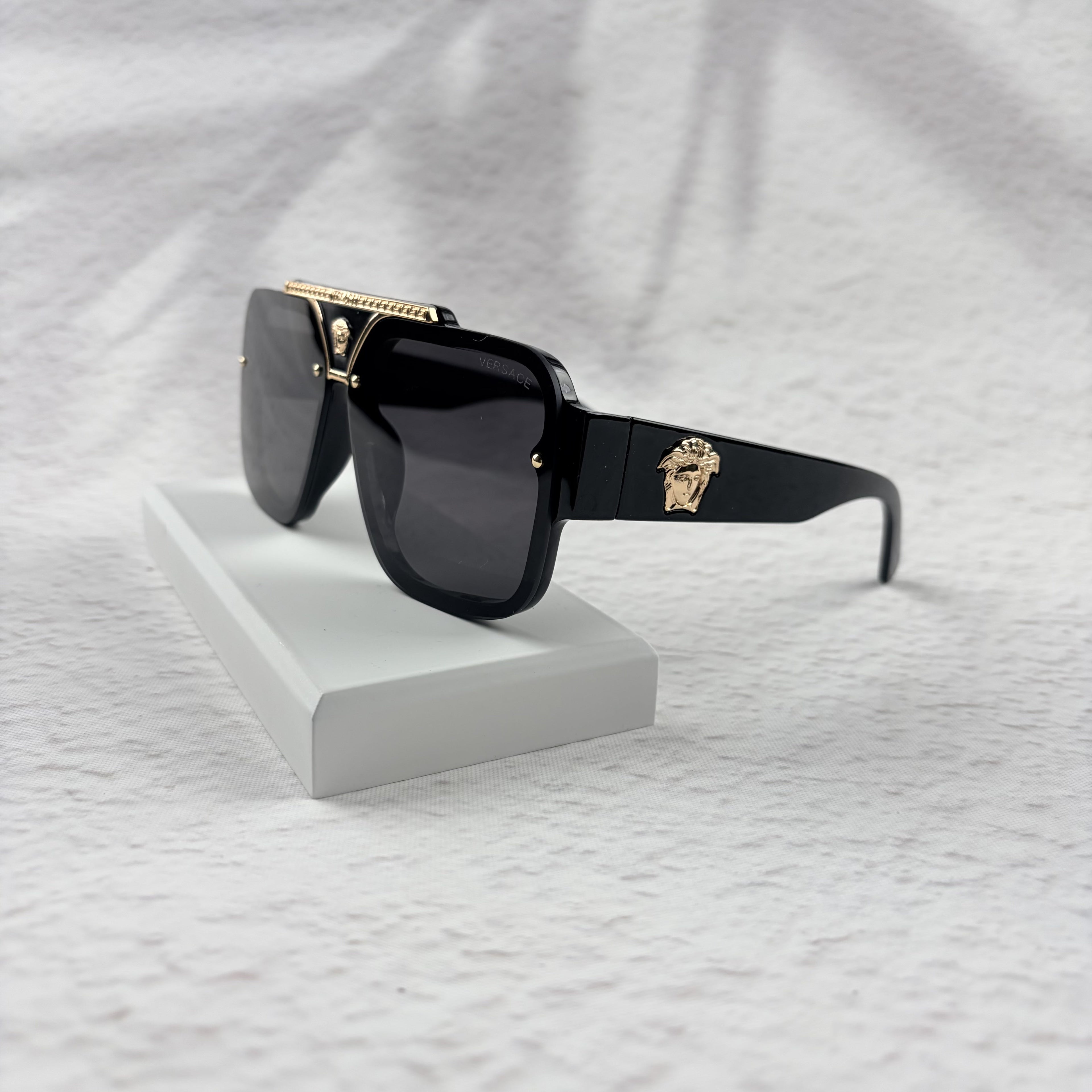 Oversized Flat-Top Sunglasses - Luxury Gold-Accent Shield Shades