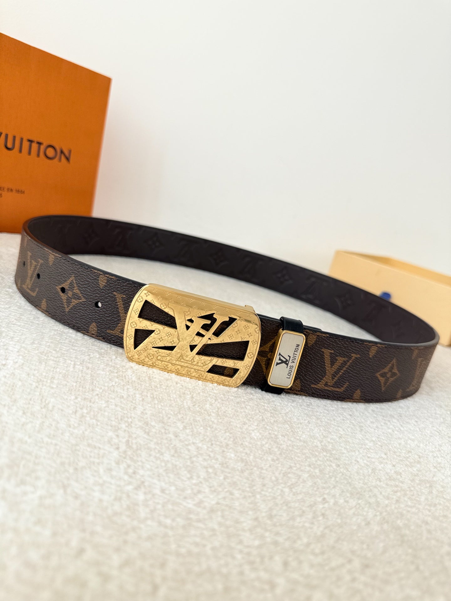 Classic Monogram Leather Belt with Premium Steel Buckle, 3.8cm