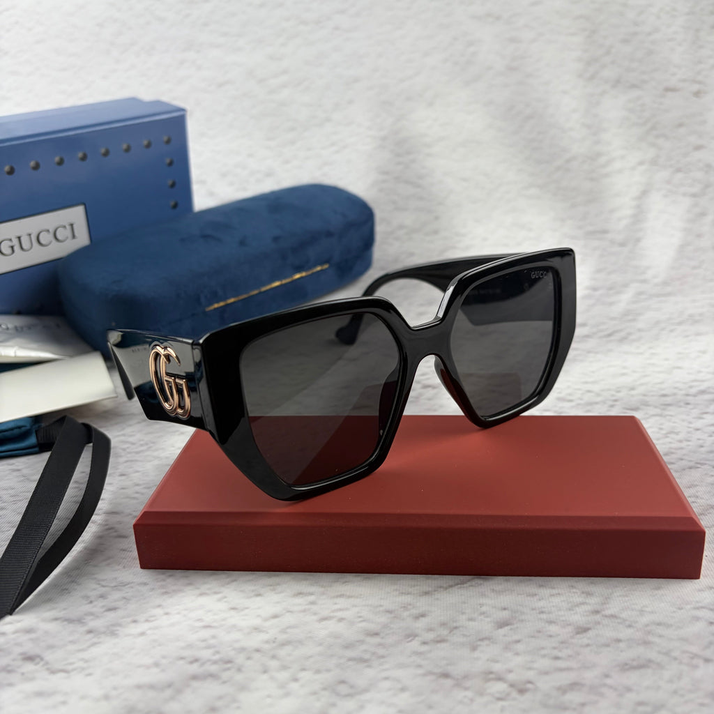 Modern Oversized Square Sunglasses - Premium UV Protection Shades