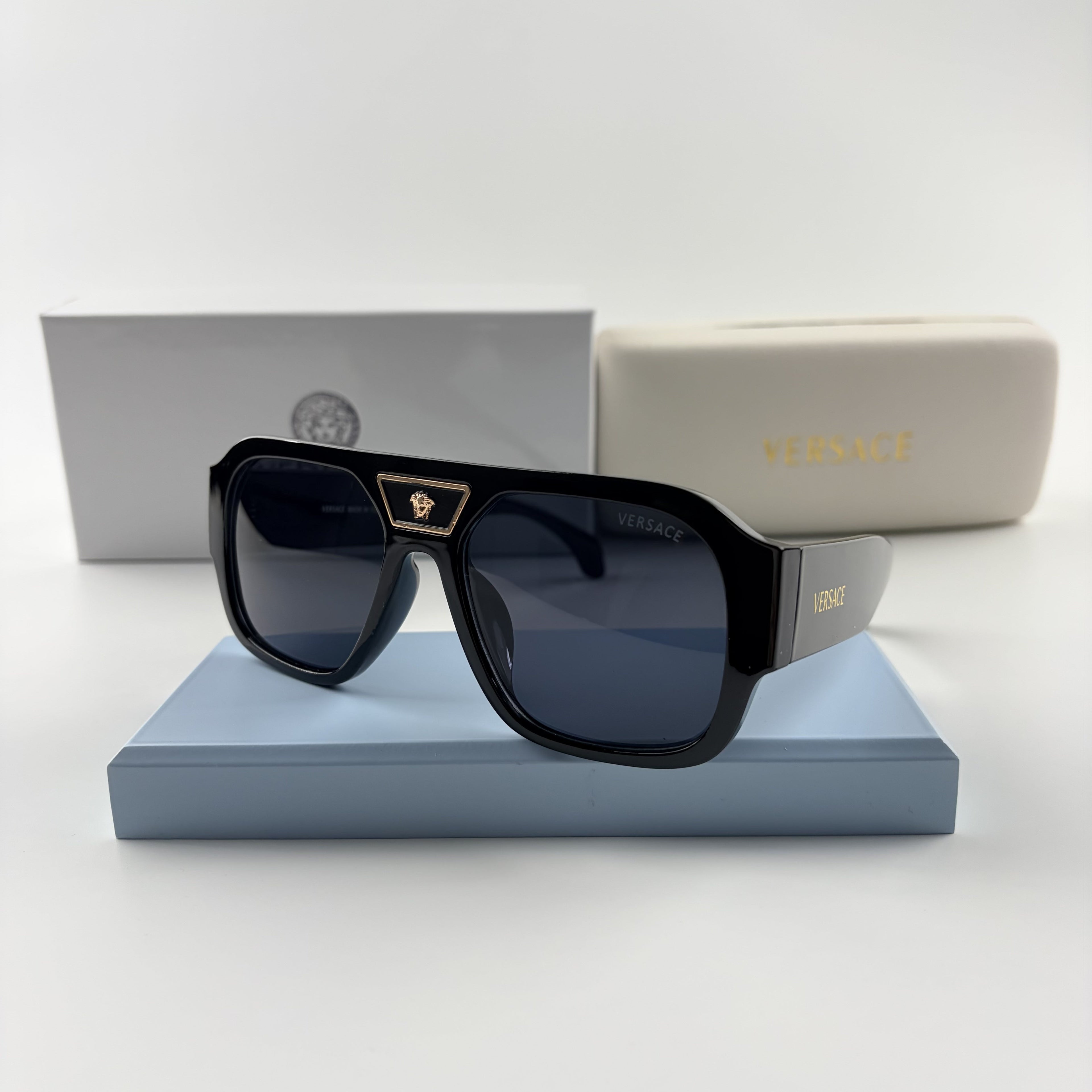 Premium Oversized Aviator Sunglasses - Gold Medusa Accent Black Frame