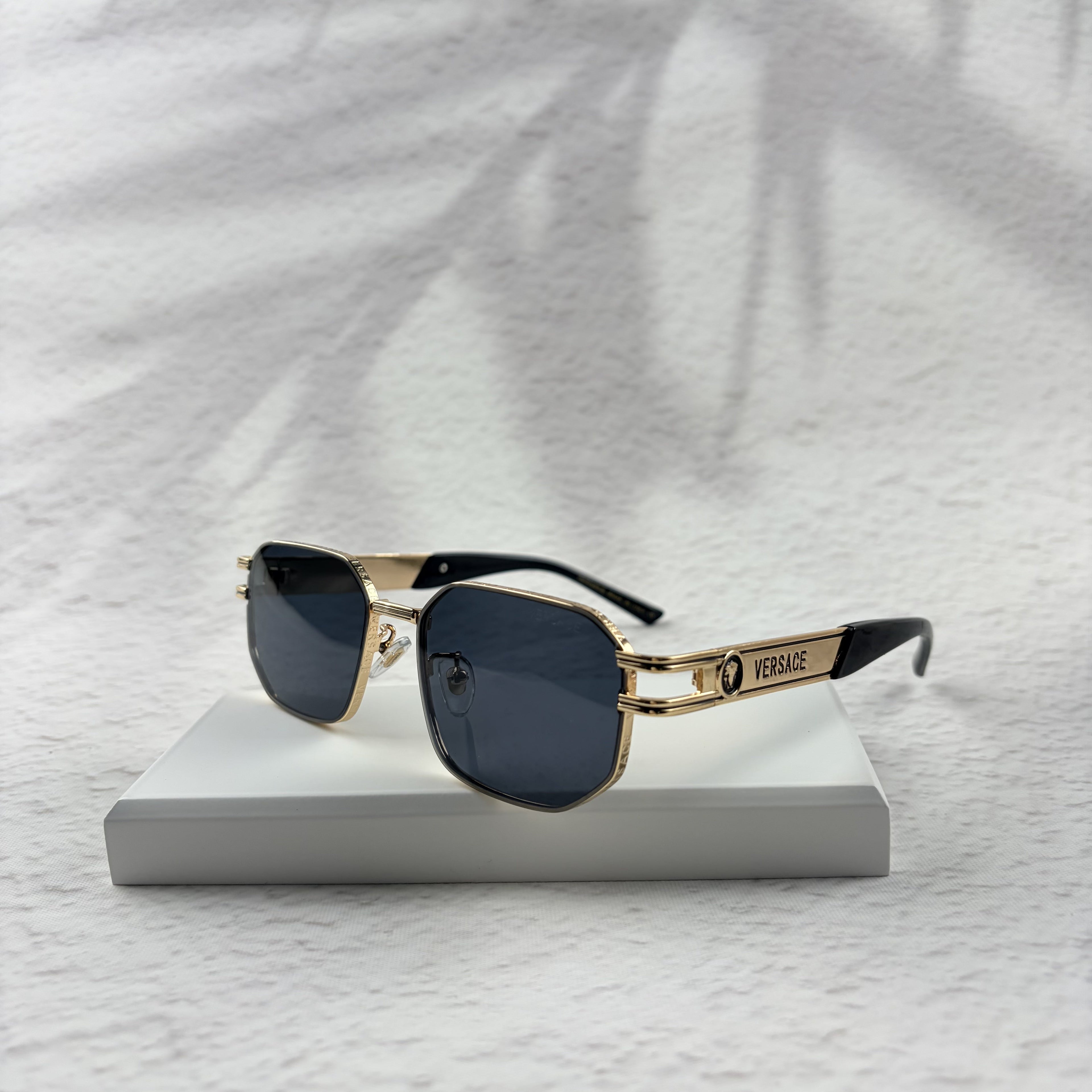 Gold Tone Geometric Sunglasses, UV Protection Men's Eyewear