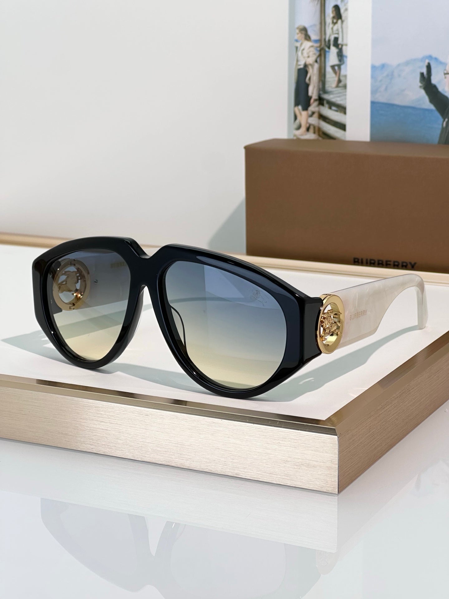 Premium Women Pilot Sunglasses 2025