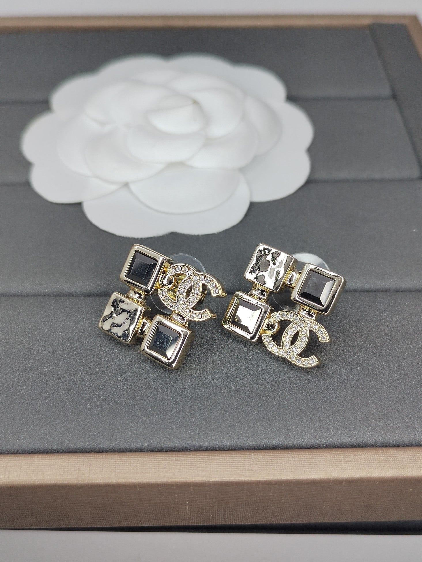 18K  Chanel Black Crystals Earrings