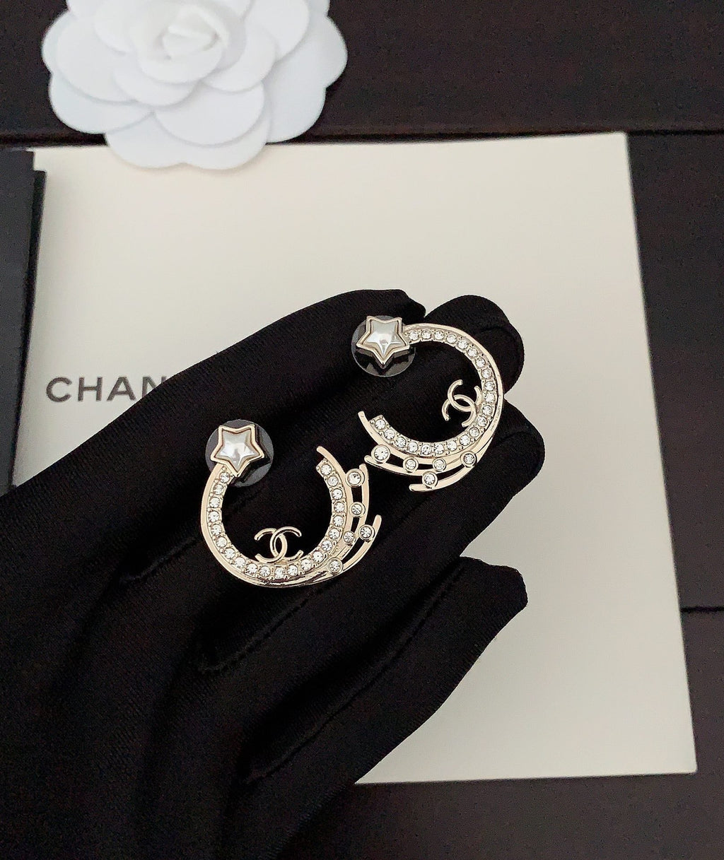 18K  Chanel Crystals Earrings