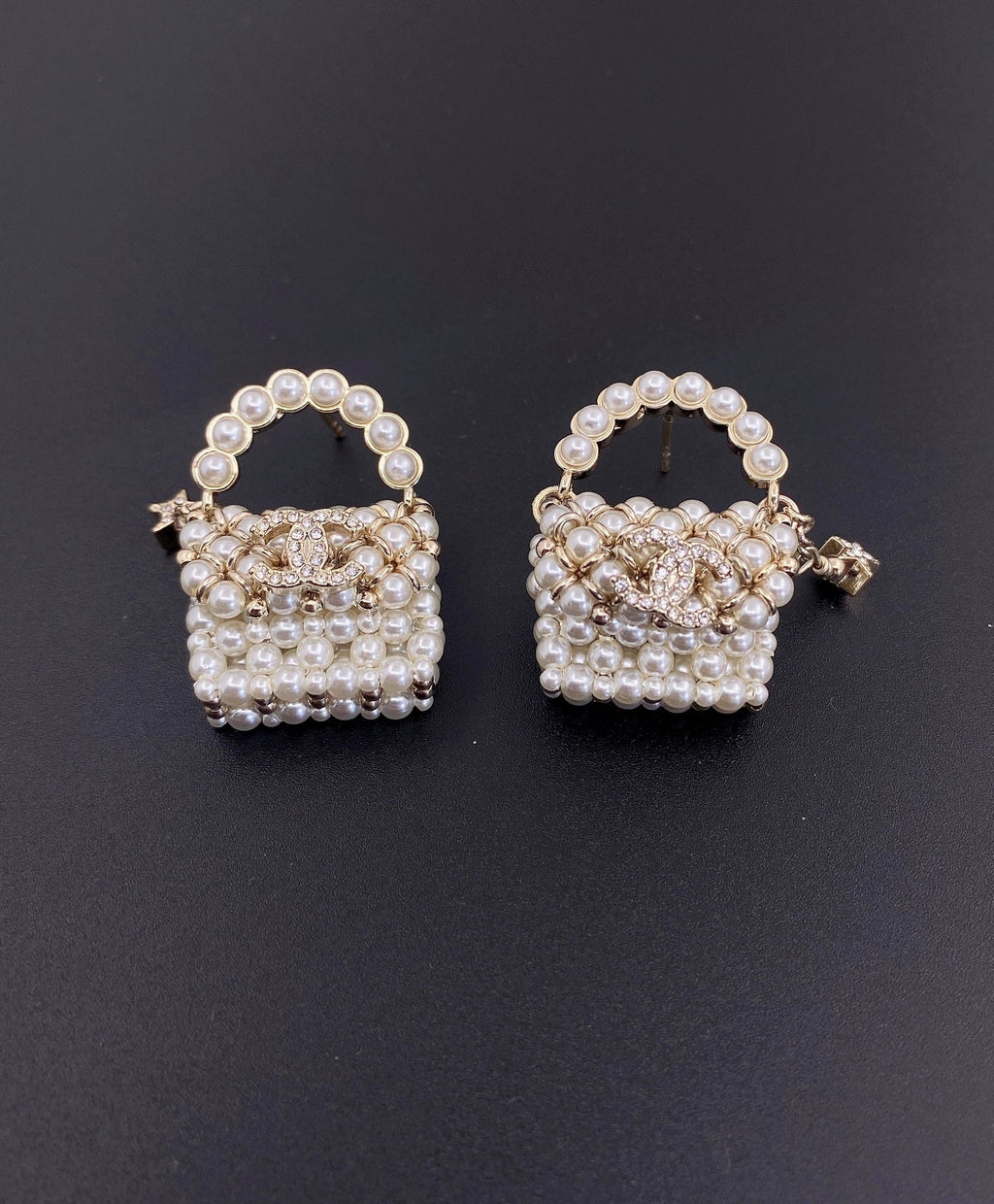 18K  Chanel Small Bag Pearl Earrings