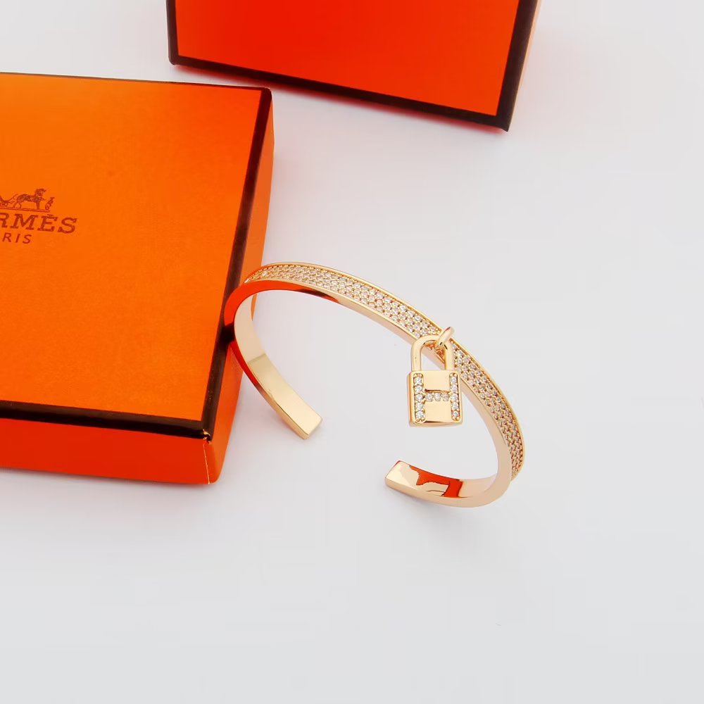 18K Kelly Hermes Lock Vintage Hermes Bracelet