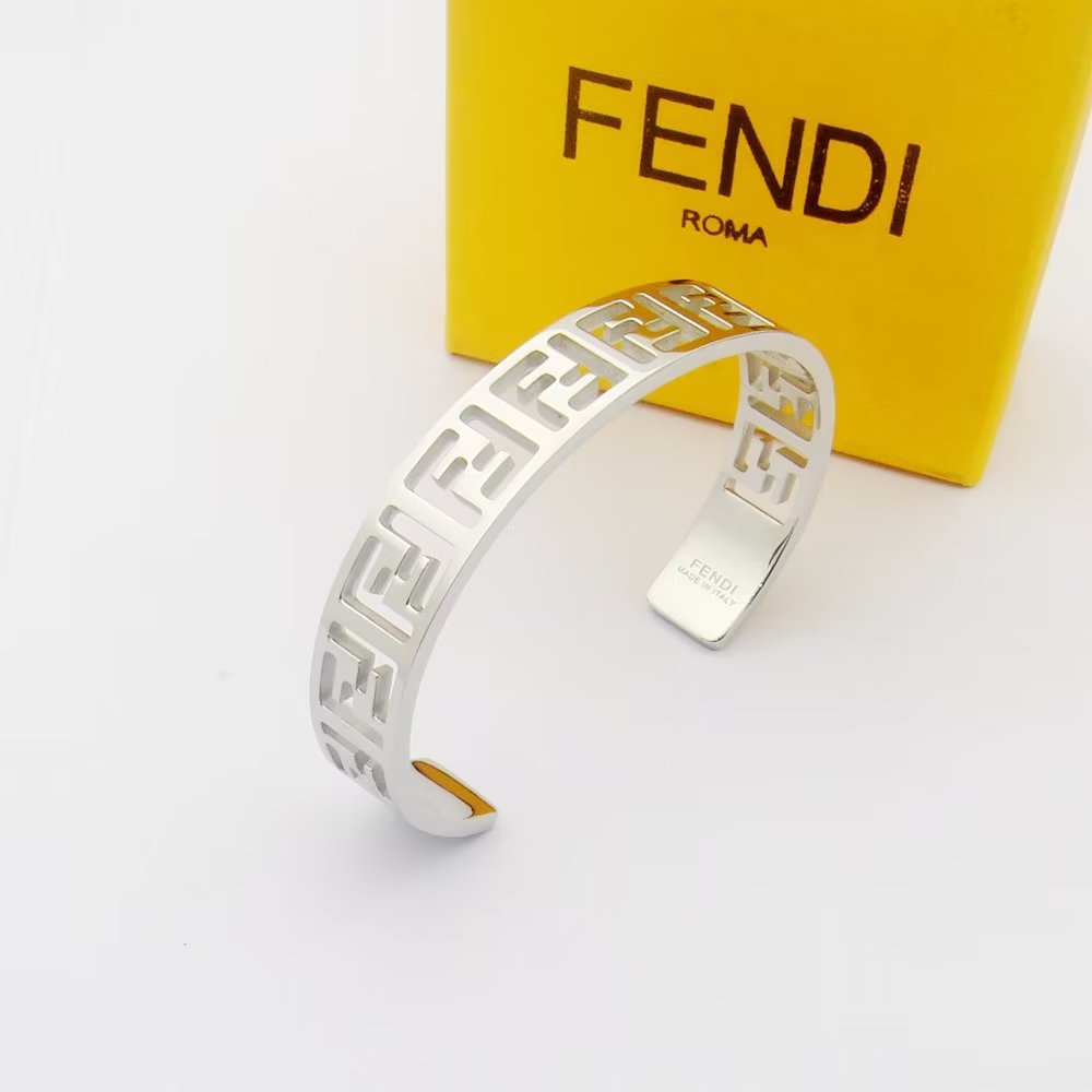 18K Fendi Forever Bracelet