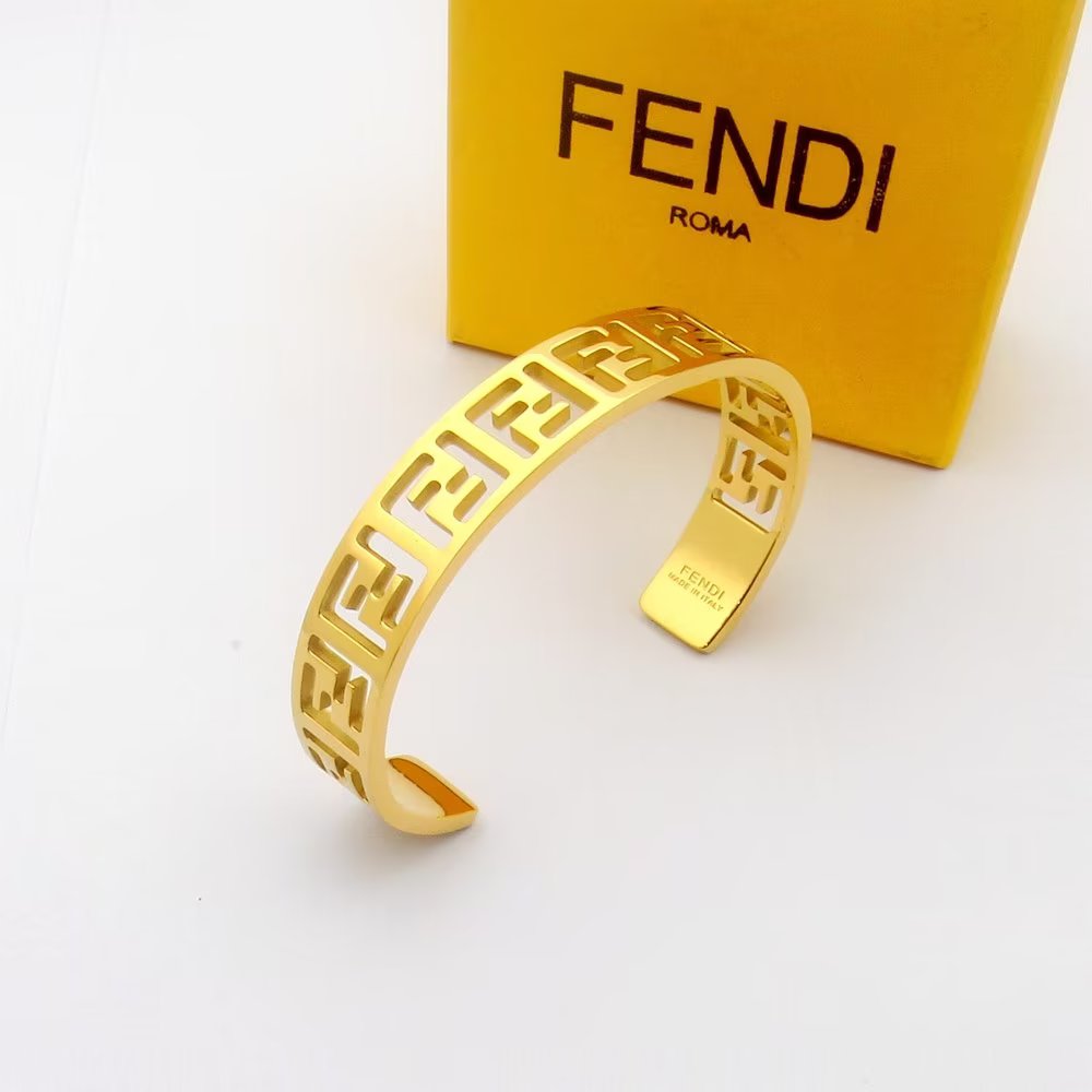18K Fendi Forever Bracelet
