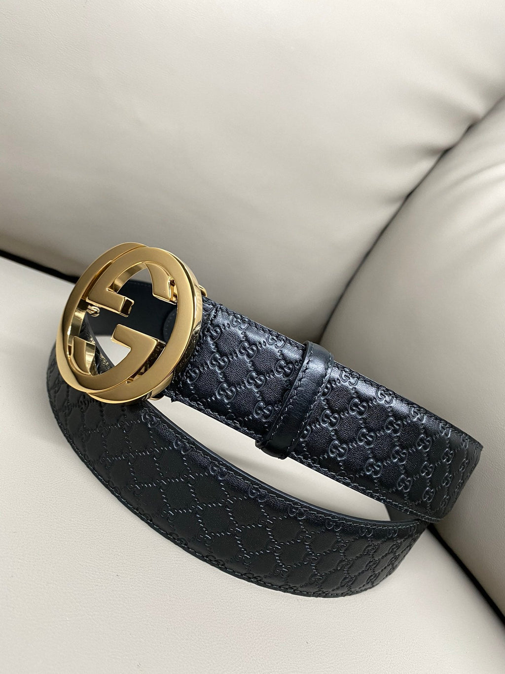 Sleek Black Leather Belt – Gold Statement Buckle & Monogram Embossed Texture | 4cm Width