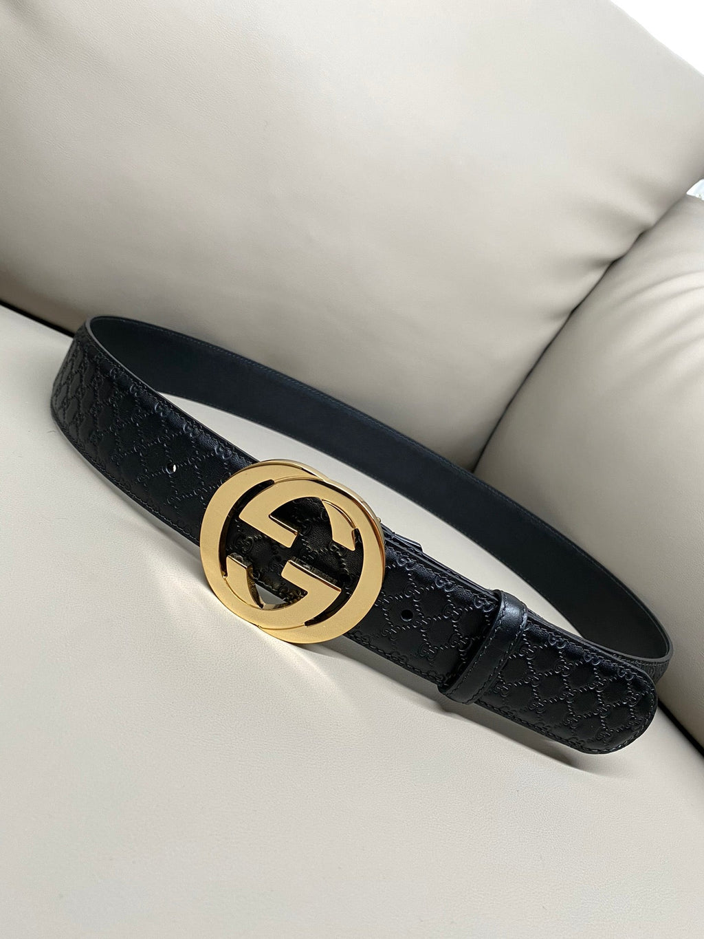 Sleek Black Leather Belt – Gold Statement Buckle & Monogram Embossed Texture | 4cm Width
