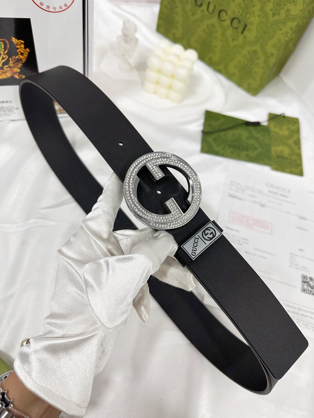Elegant Black Leather Belt – Crystal-Encrusted Round Buckle | Luxury Women's Belt