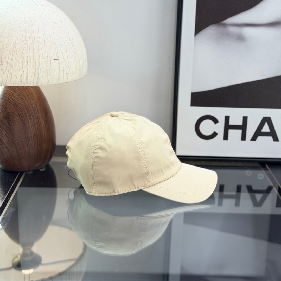 Minimalist Elastic Back Baseball Cap