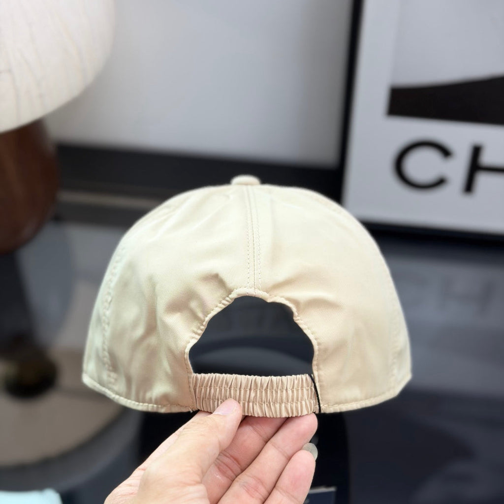 Minimalist Elastic Back Baseball Cap