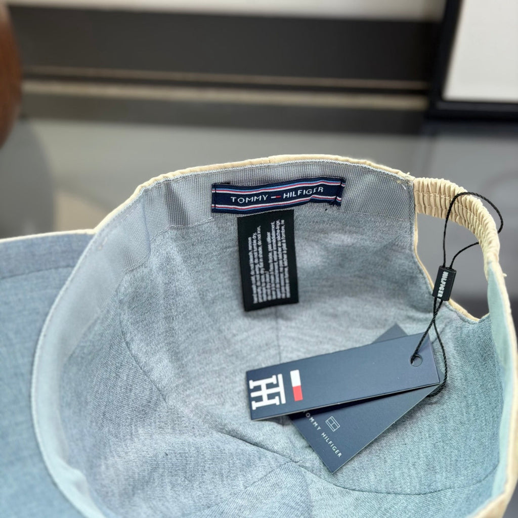 Minimalist Elastic Back Baseball Cap