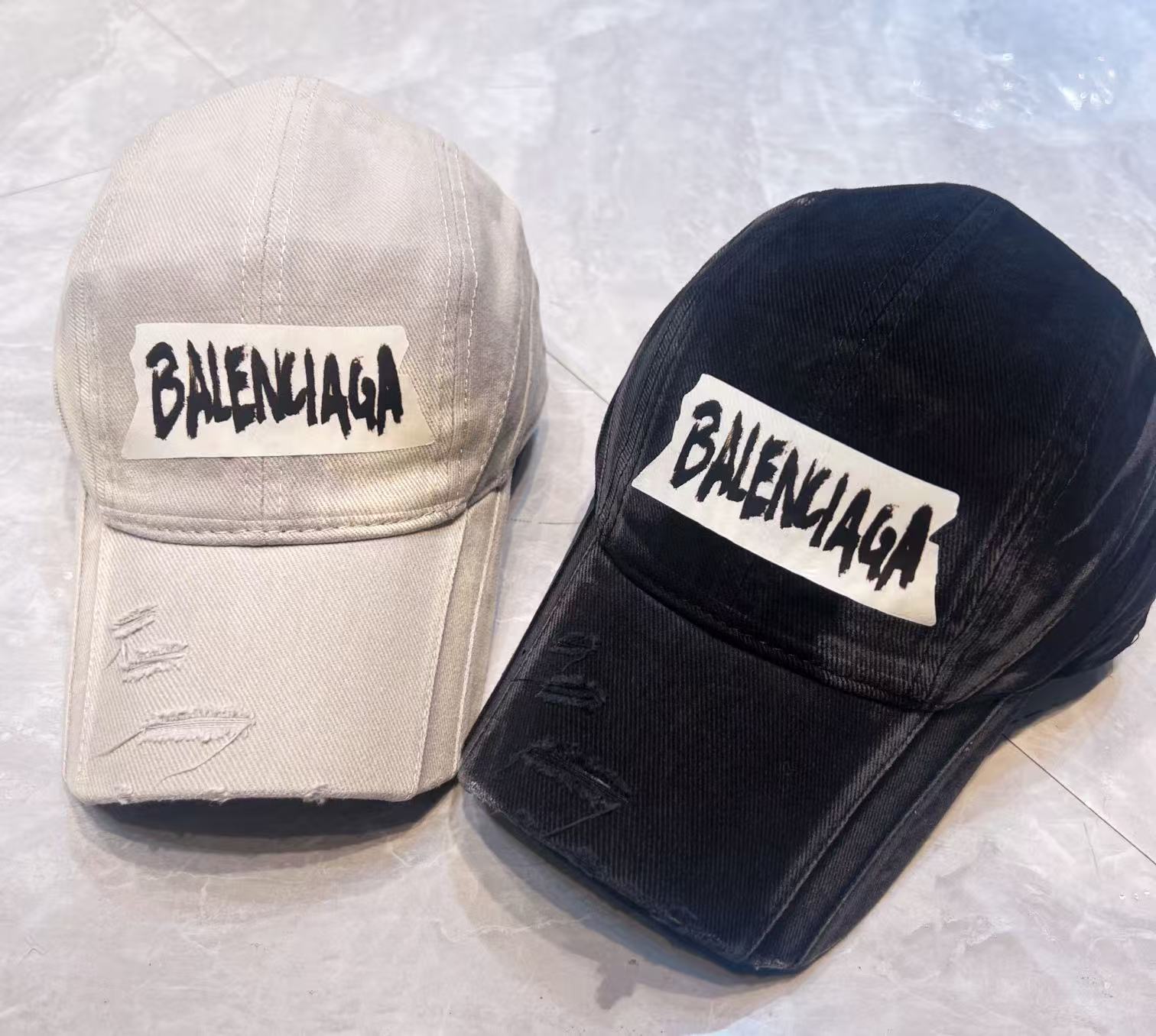 Balenciaga Classic Baseball Cap ( ˘ ³˘)❤