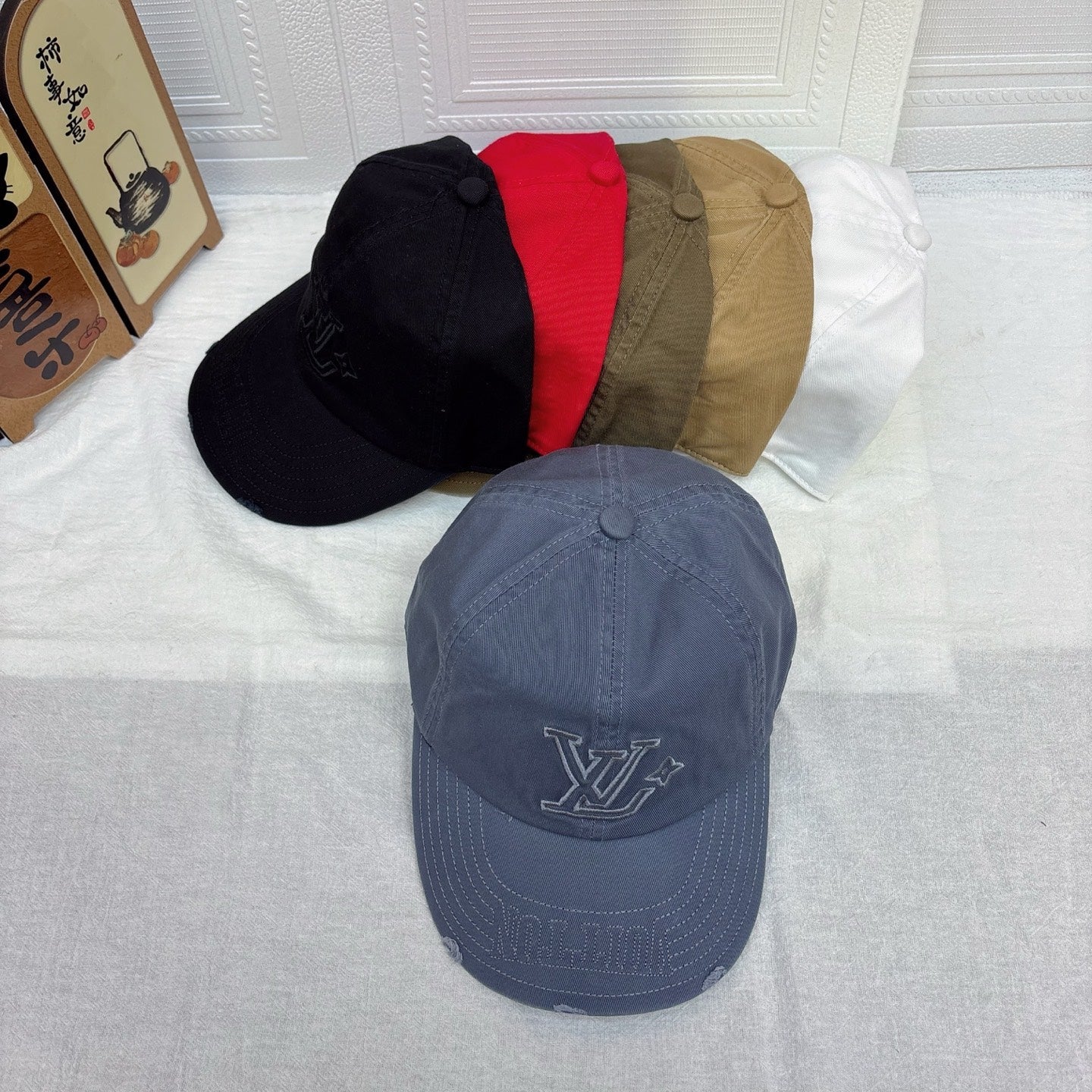 LV baseball Cap