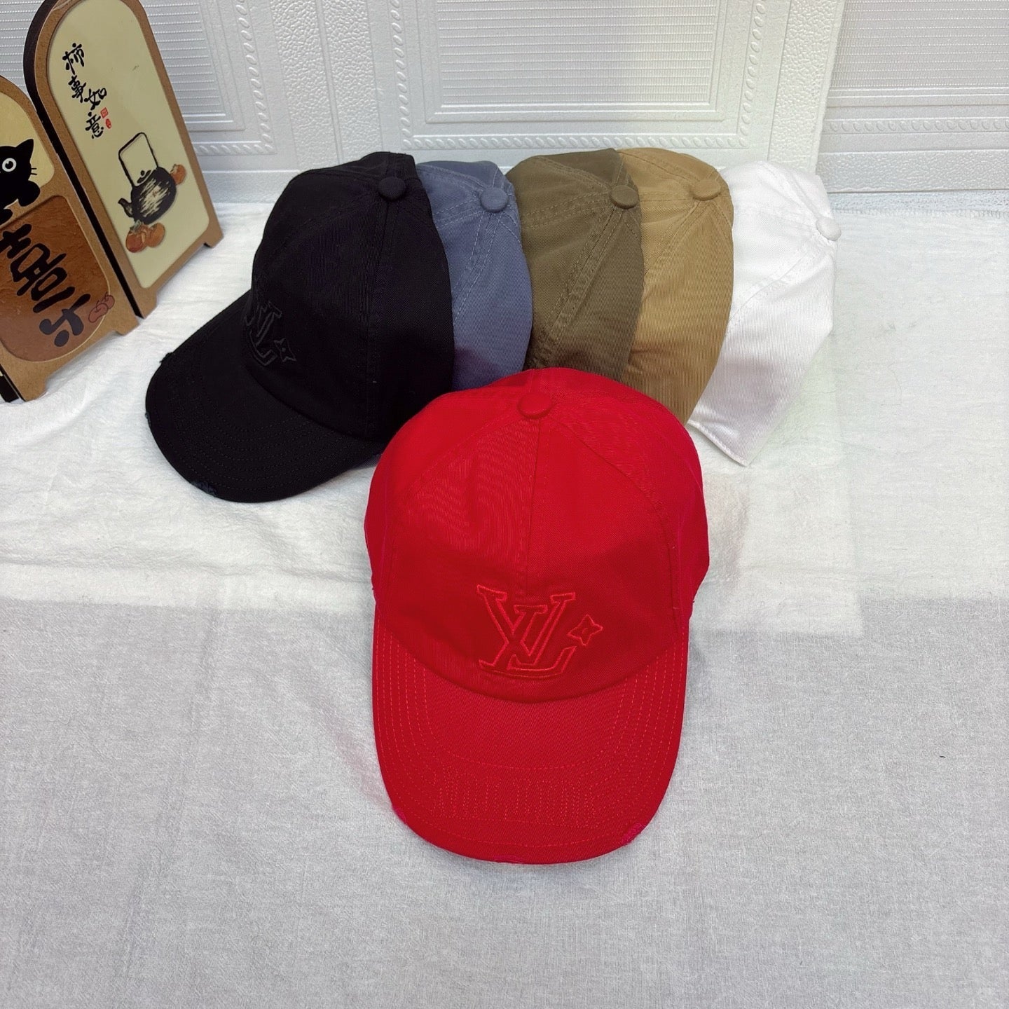 LV baseball Cap