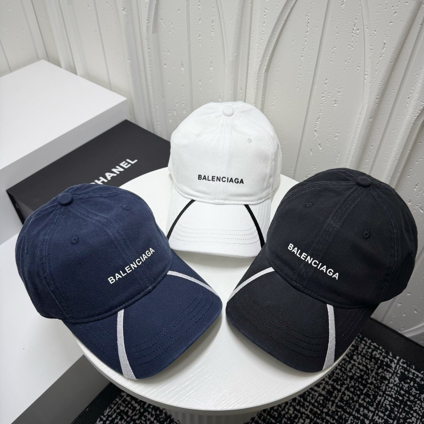 Balenciaga  Baseball Cap